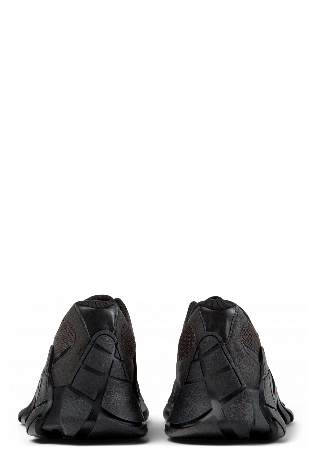 Black Sneakers for Unisex - Fall/Winter collection - Camperlab USA