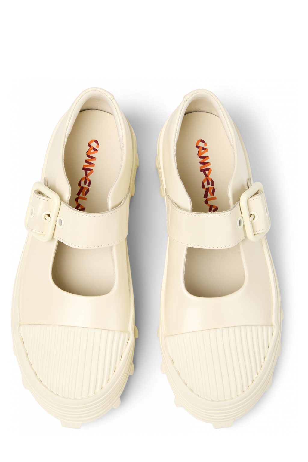 【関税込み】CAMPERLAB オフホワイト Traktori クロッグ CAMPERLABのオフホワイト Traktori クロッグがセール中