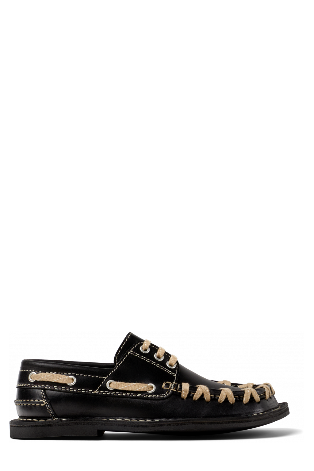 Side view of EKI Black boat shoes