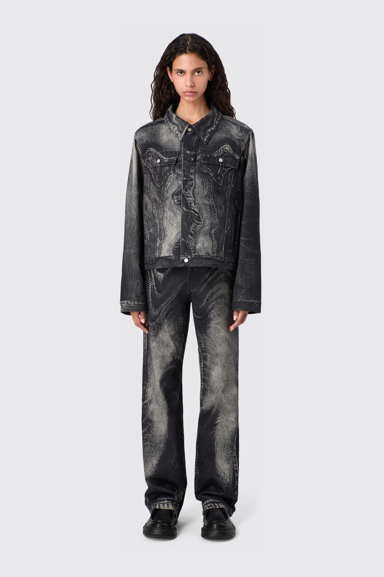 DISTORTED PRINT DENIM JEANS Black-gray Denim Jeans